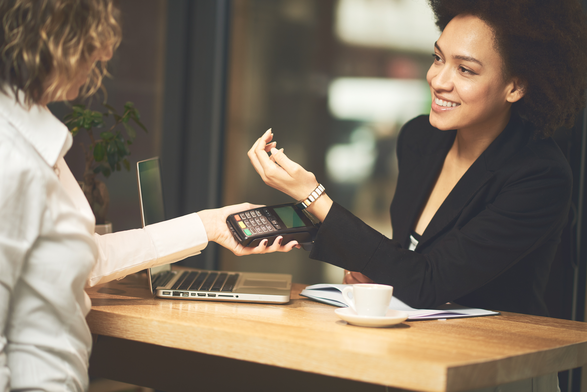 mobile-payment-cafe